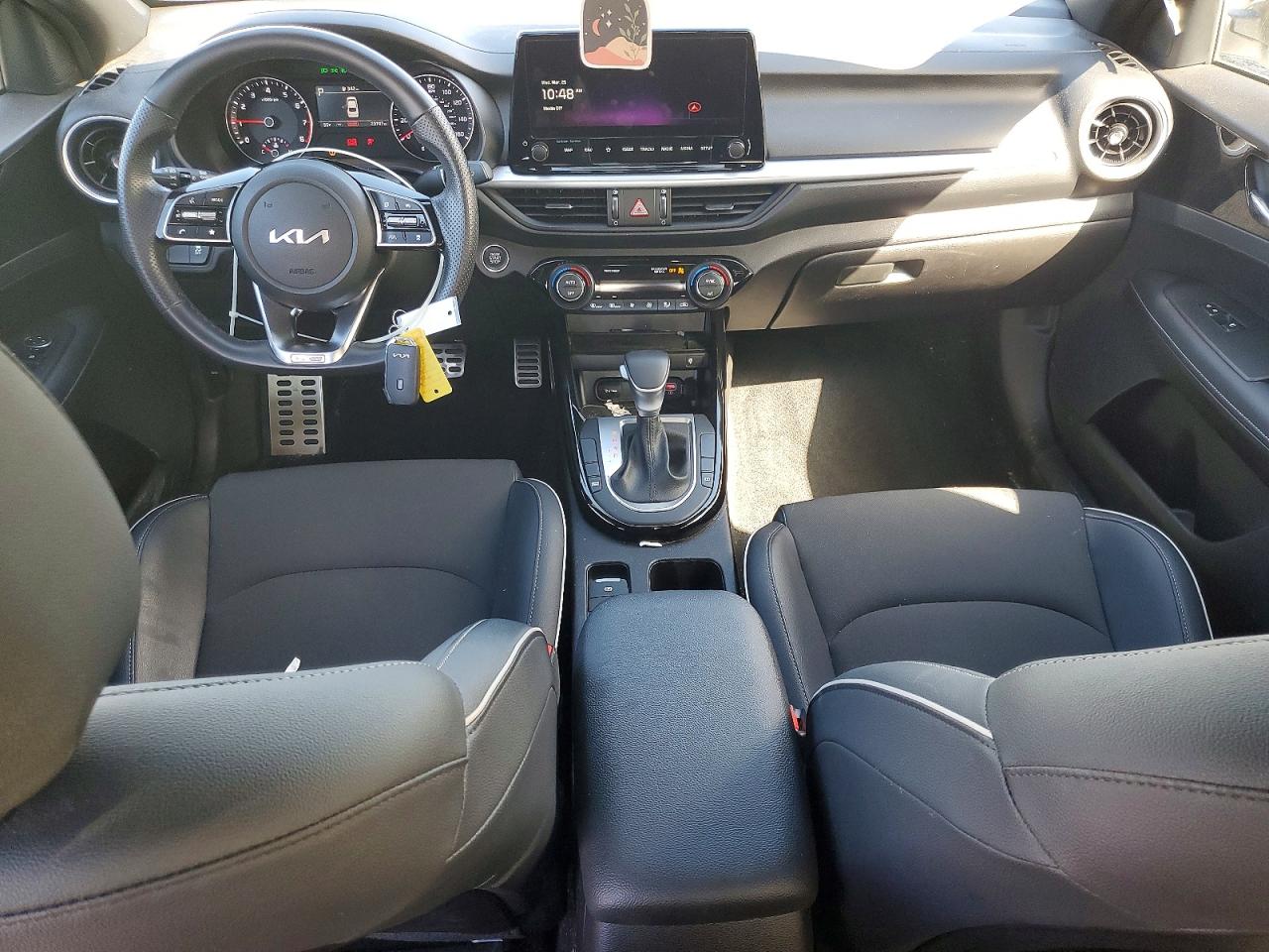 2023 KIA FORTE GT-LINE photo 8