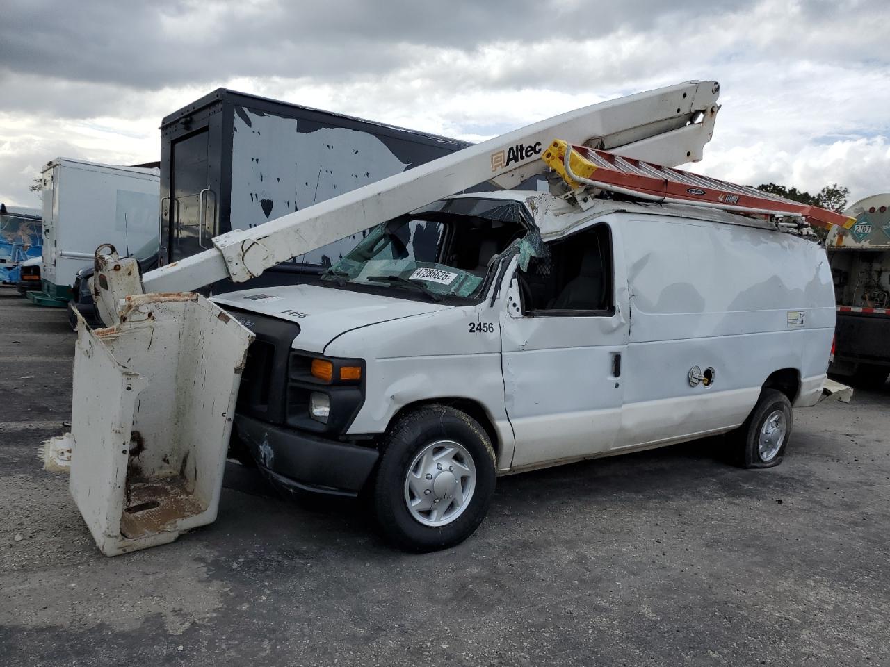 2010 FORD ECONOLINE