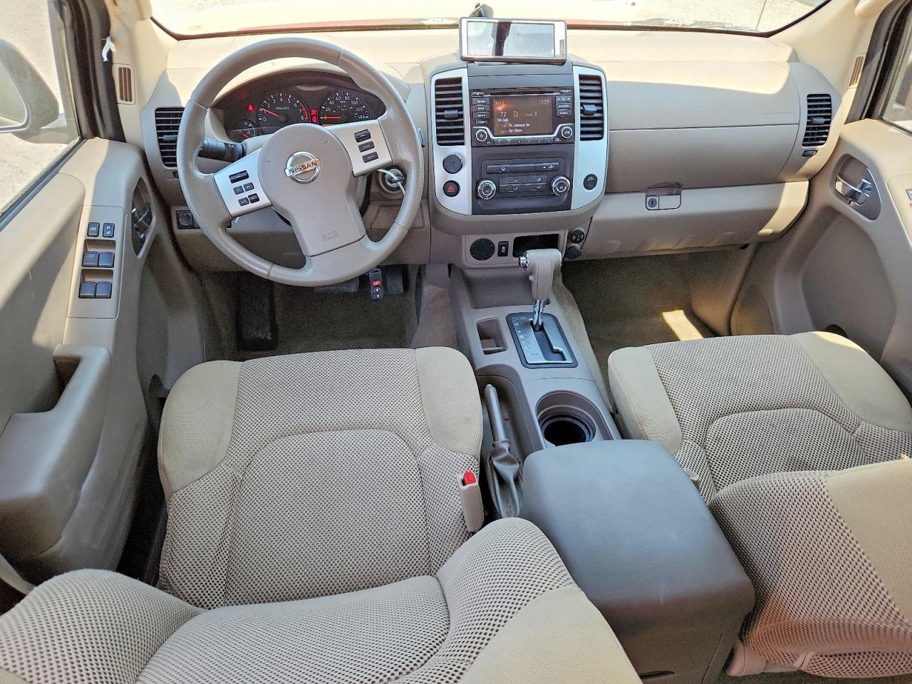 2017 NISSAN FRONTIER SV photo 15