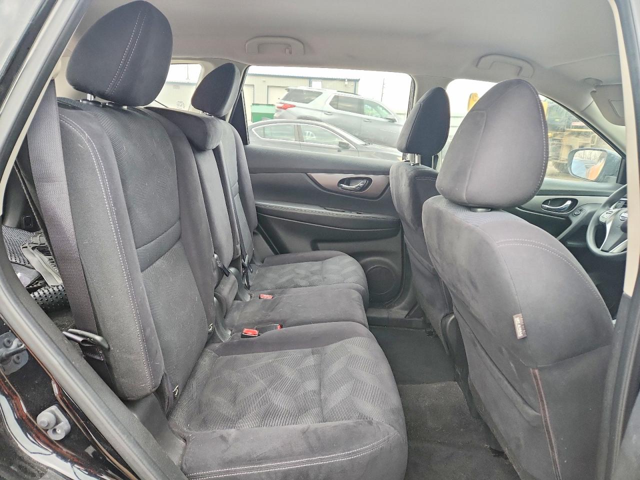 2016 NISSAN ROGUE S photo 31