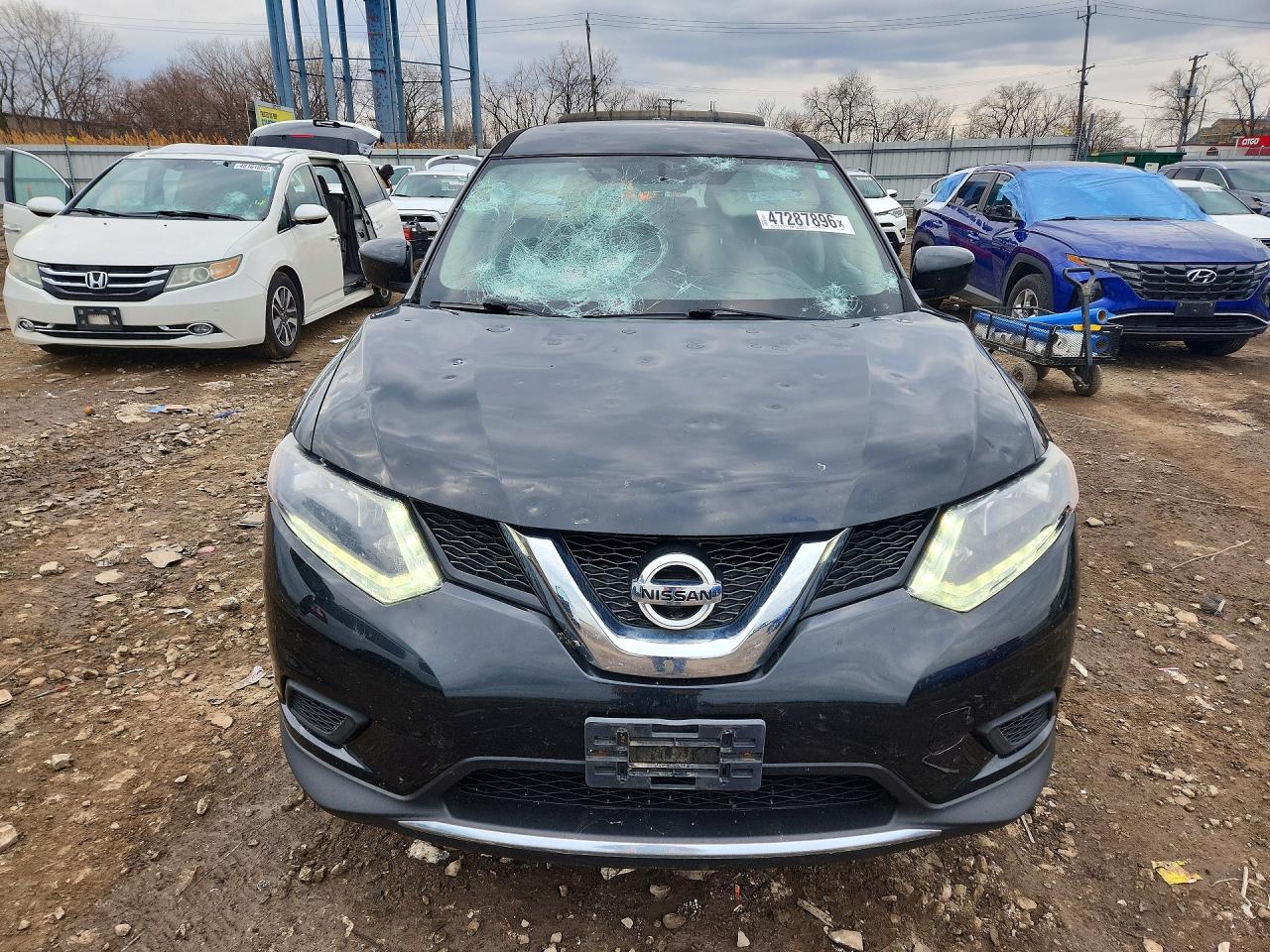 2016 NISSAN ROGUE S photo 13