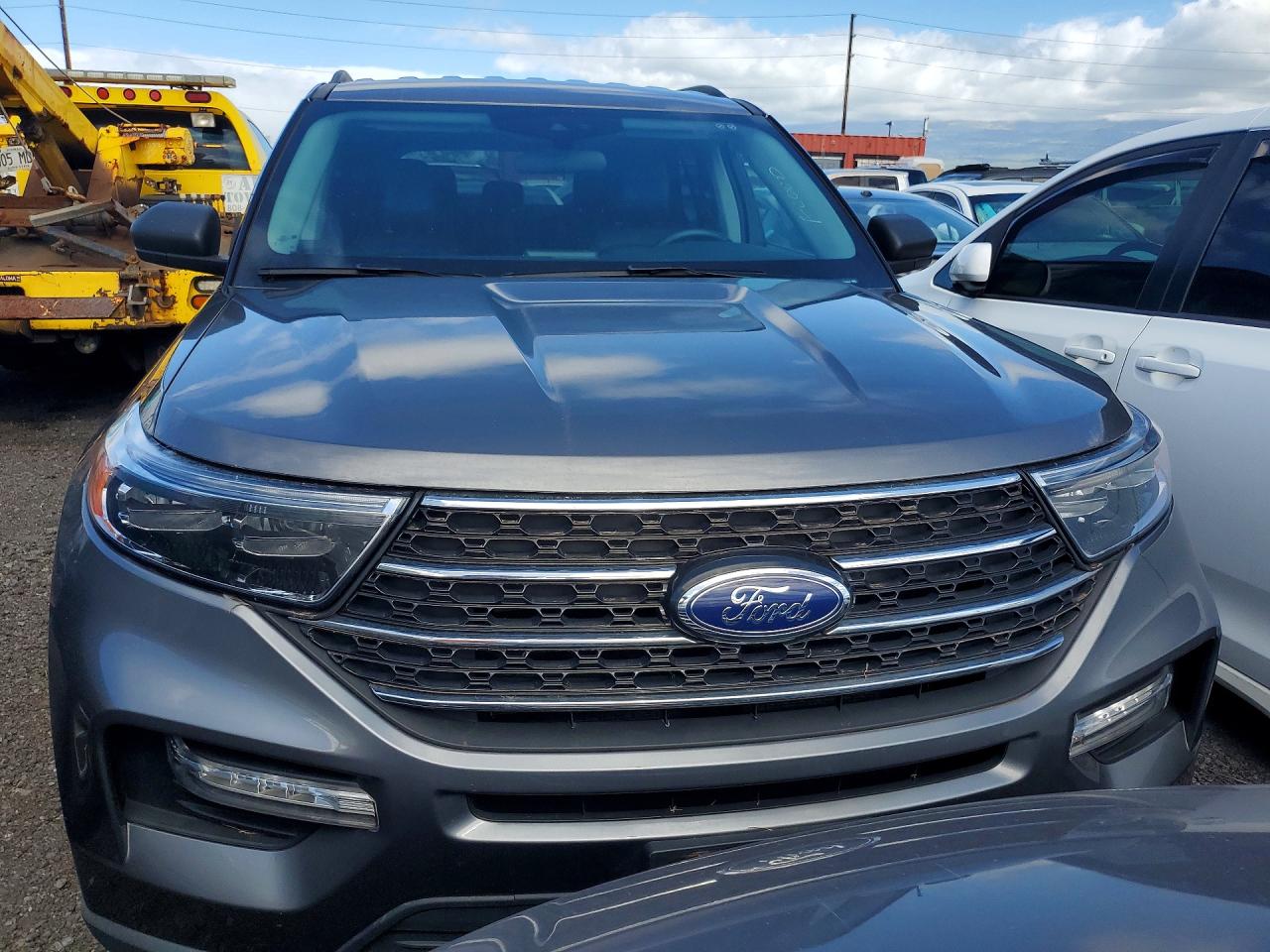 2024 FORD EXPLORER XLT photo 5