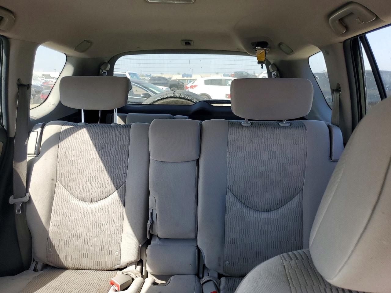 2011 TOYOTA RAV4 BASE photo 10