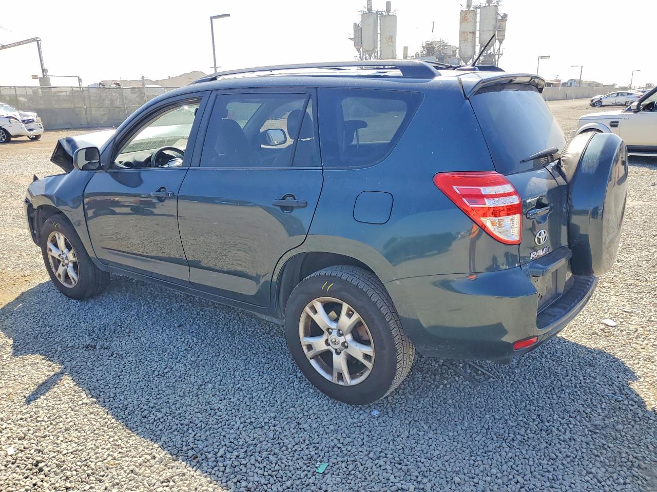 2011 TOYOTA RAV4 BASE photo 2