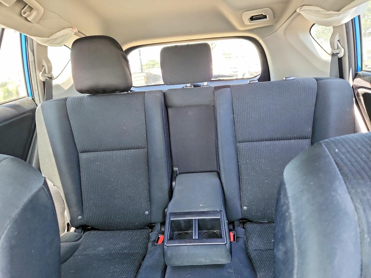 2018 TOYOTA RAV4 LE photo 19