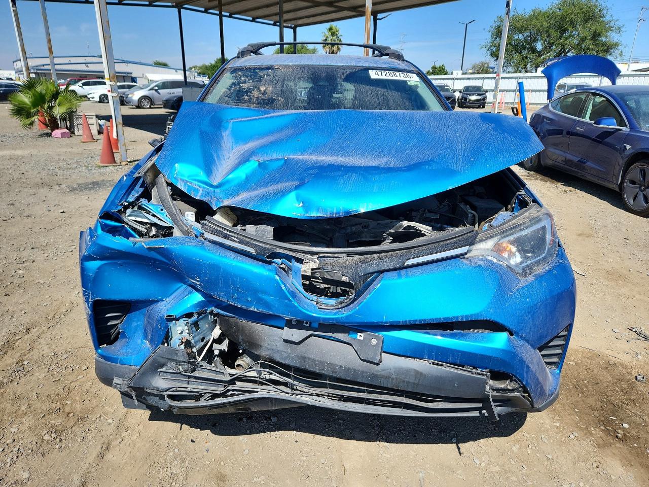 2018 TOYOTA RAV4 LE photo 9