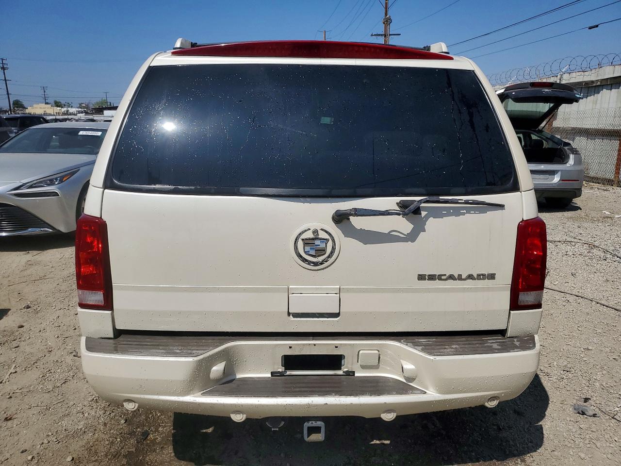 2004 CADILLAC ESCALADE LUXURY photo 16