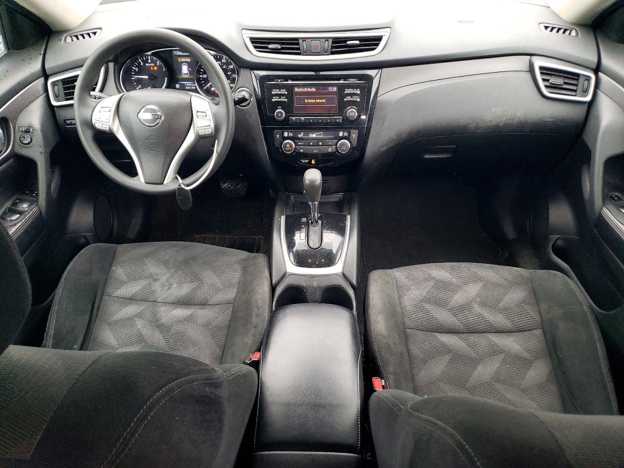 2016 NISSAN ROGUE SV photo 8