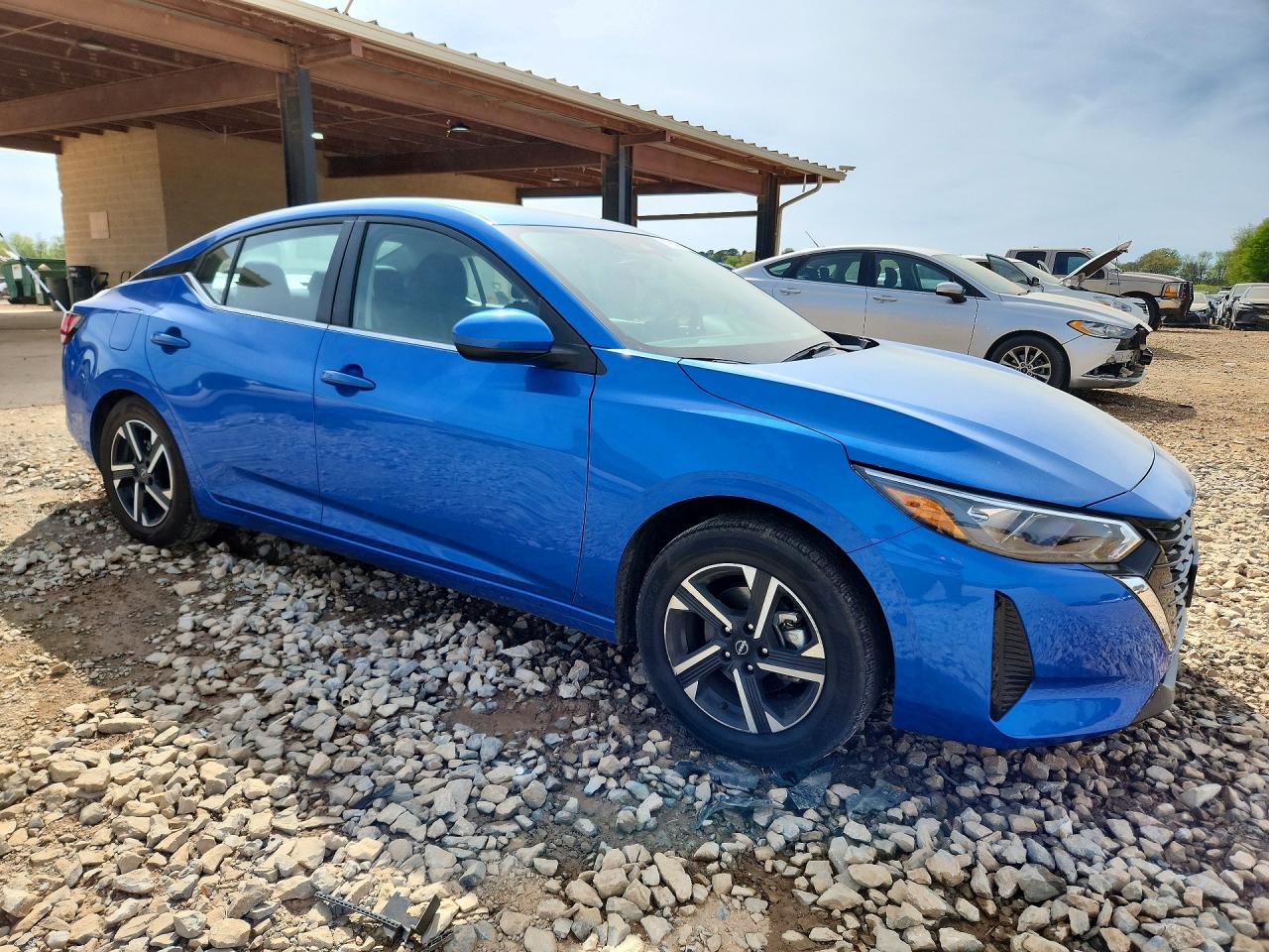 2024 NISSAN SENTRA SV photo 4