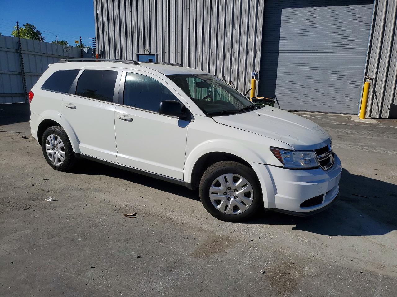 2017 DODGE JOURNEY SE photo 7