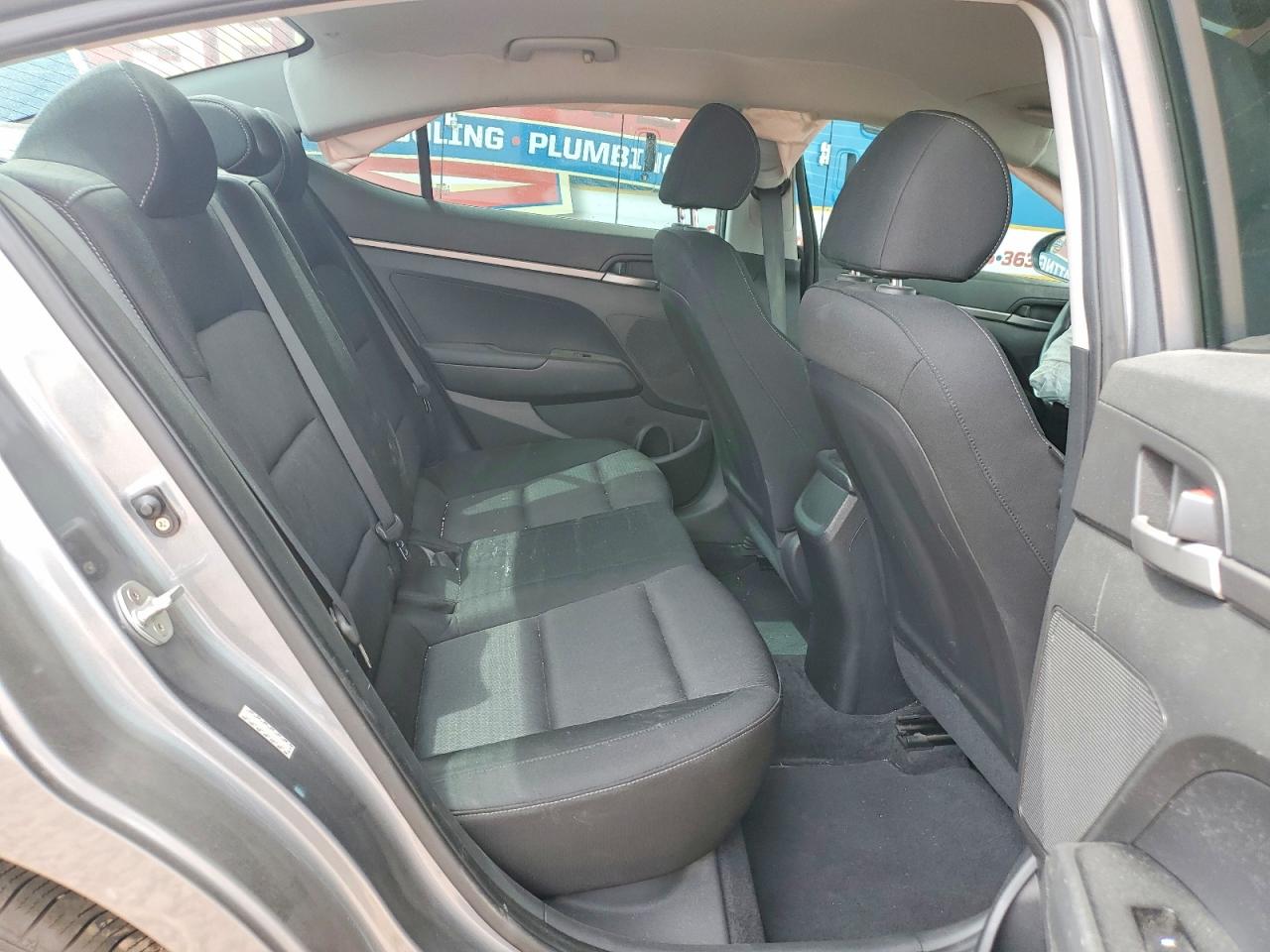 2018 HYUNDAI ELANTRA SE photo 19