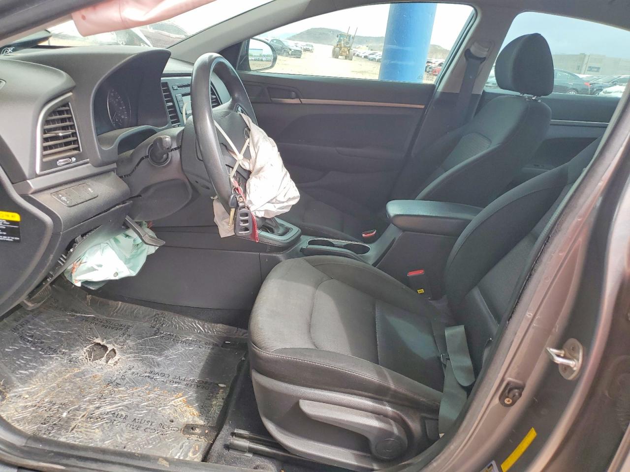 2018 HYUNDAI ELANTRA SE photo 13