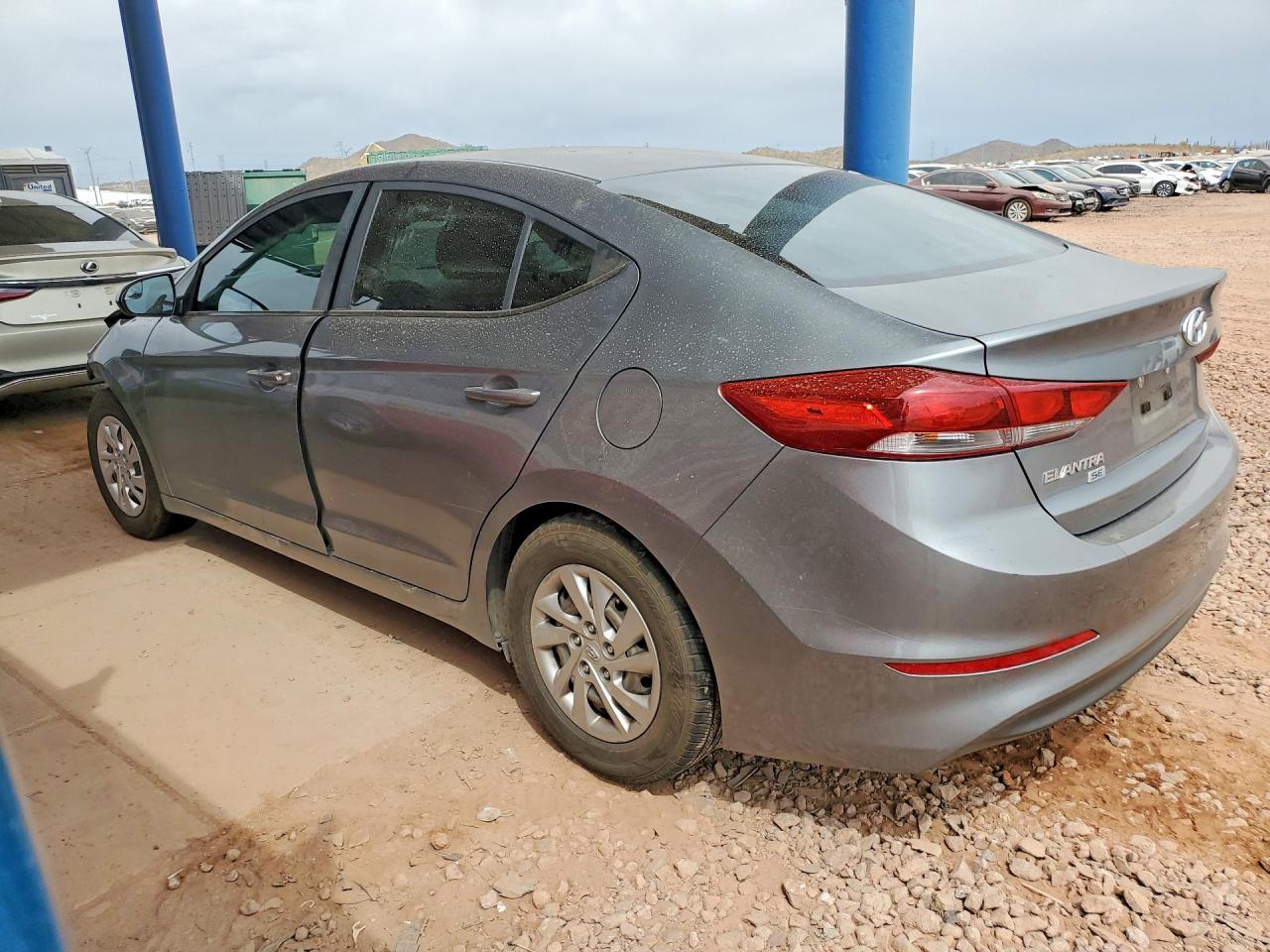 2018 HYUNDAI ELANTRA SE photo 3