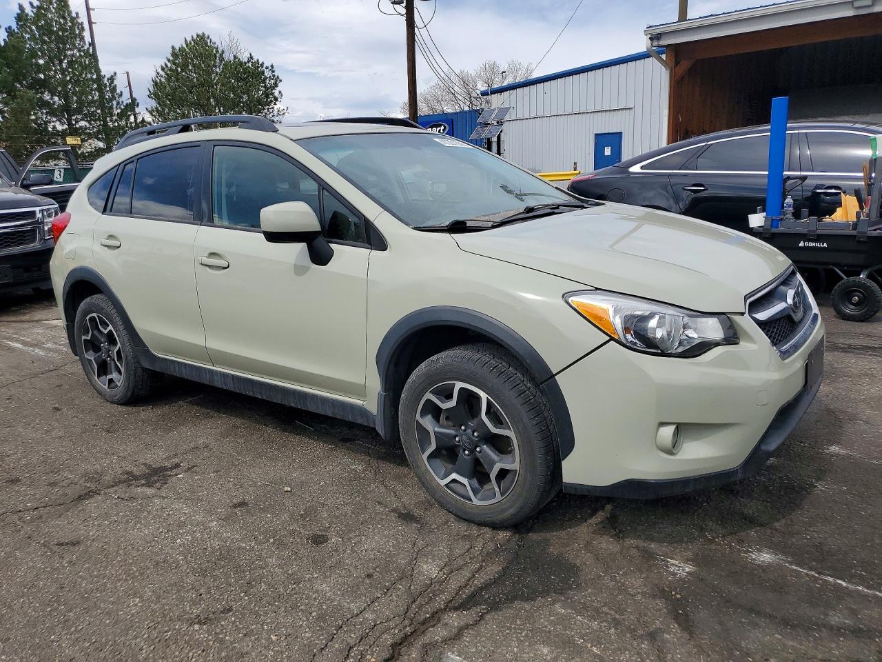 2014 SUBARU XV CROSSTREK 2.0 LIMITED photo 4