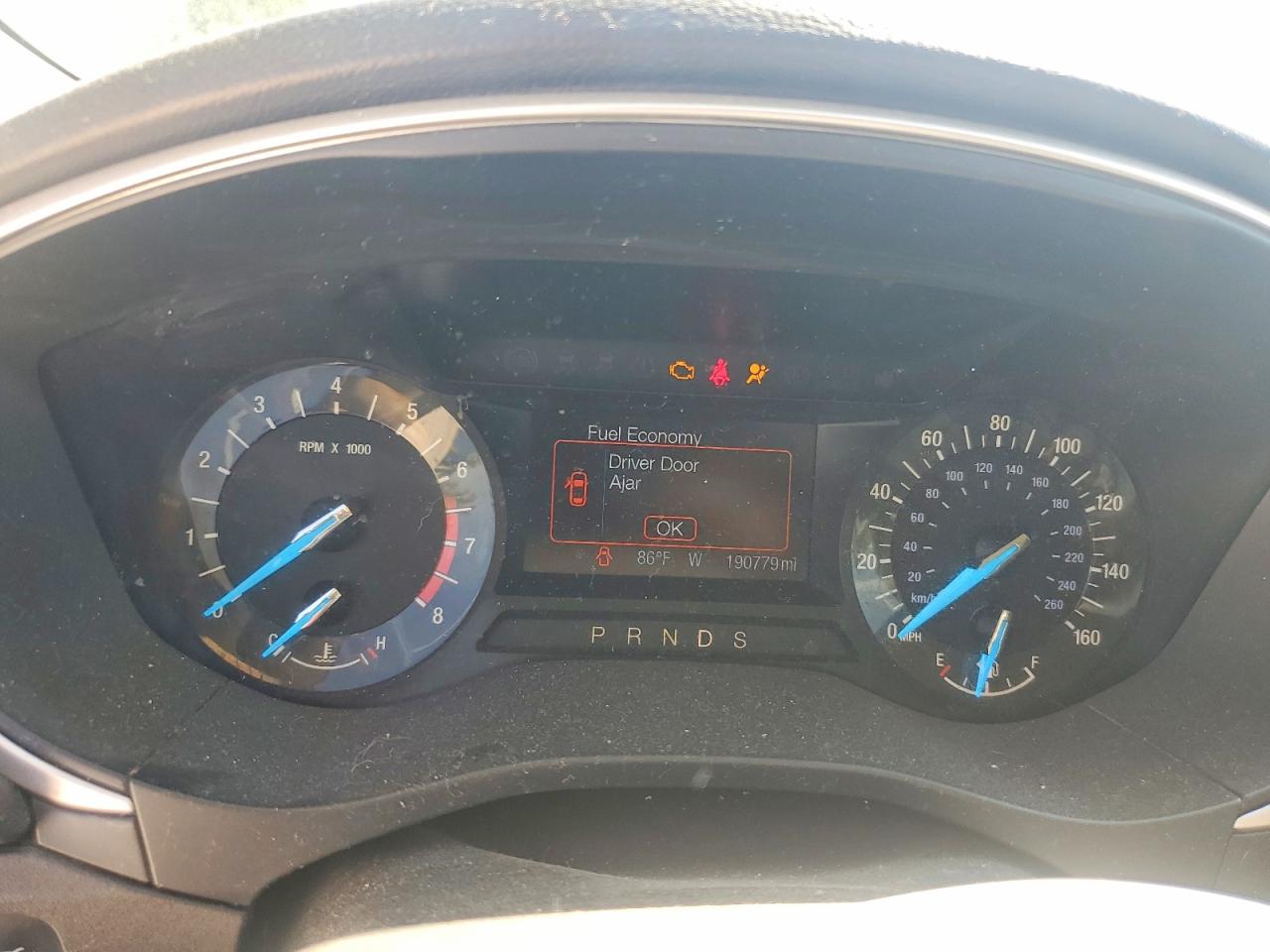 2014 FORD FUSION SE photo 9