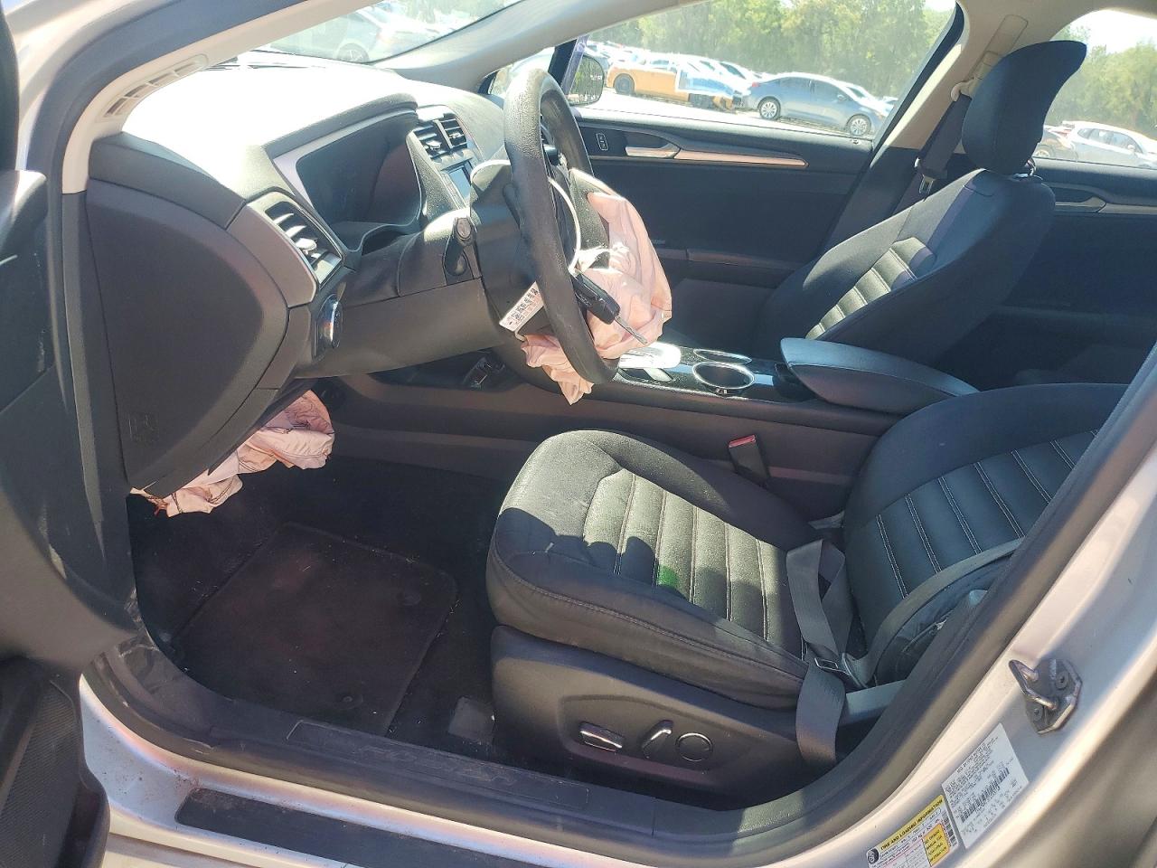 2014 FORD FUSION SE photo 7