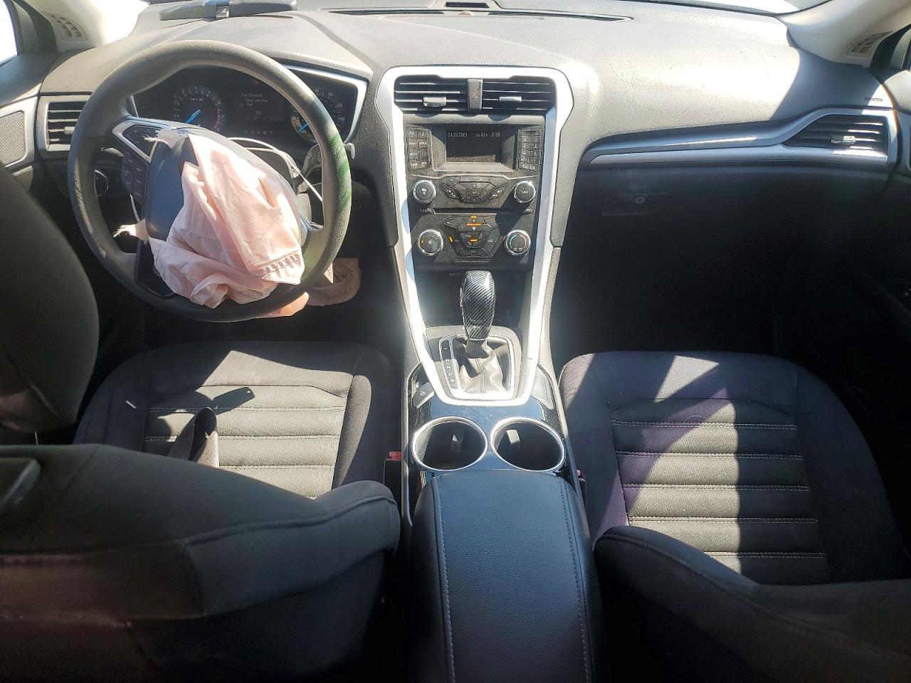 2014 FORD FUSION SE photo 8