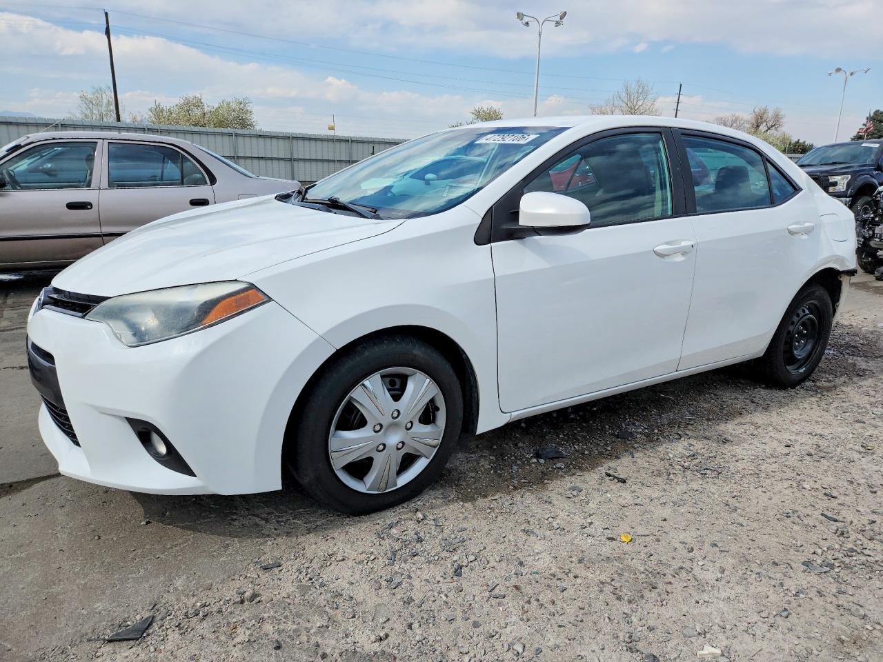 2016 TOYOTA COROLLA