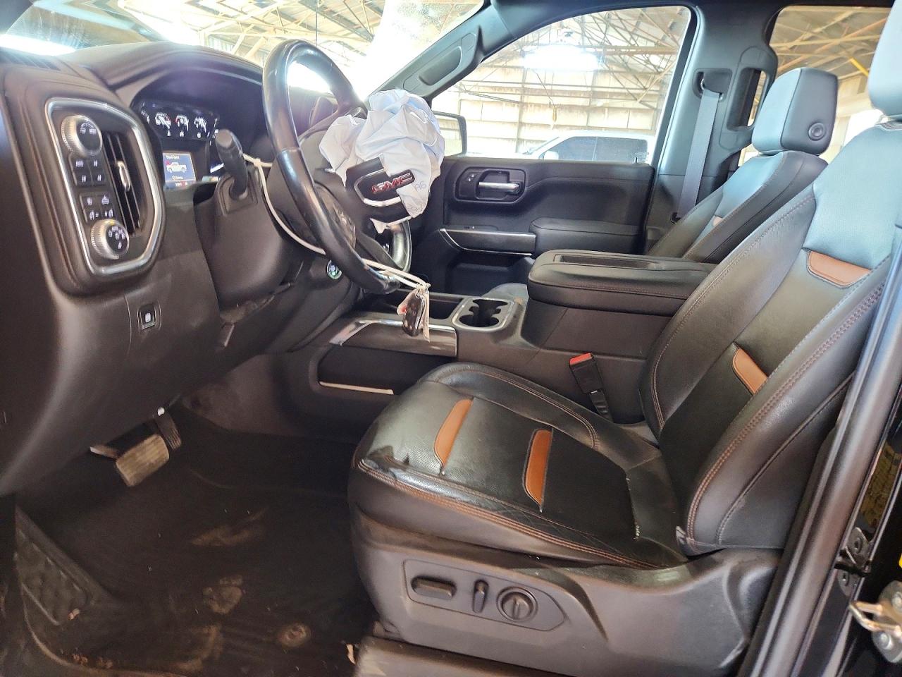 2020 GMC SIERRA K1500 AT4 photo 13