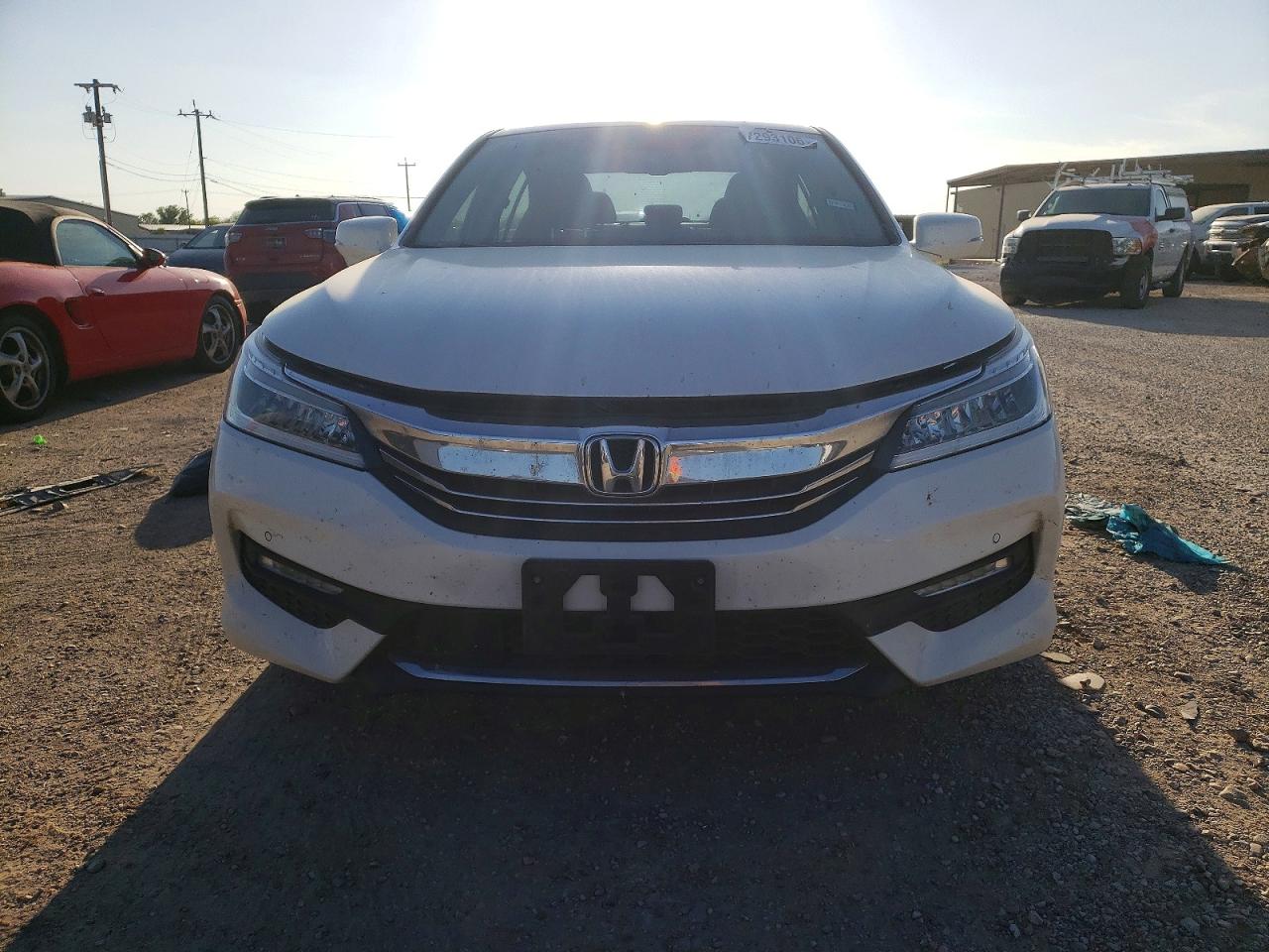2017 HONDA ACCORD TOURING photo 5