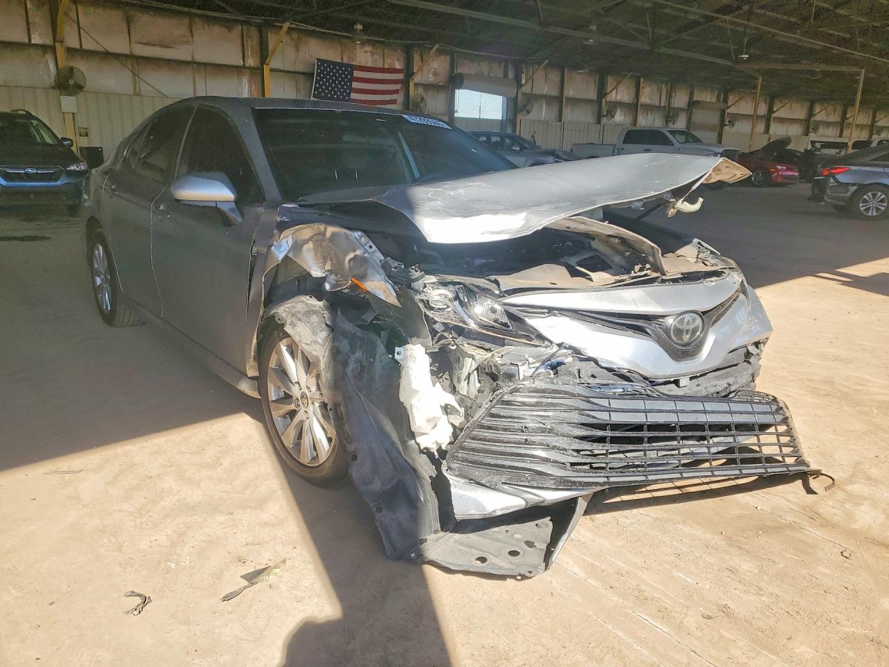 2020 TOYOTA CAMRY LE photo 4