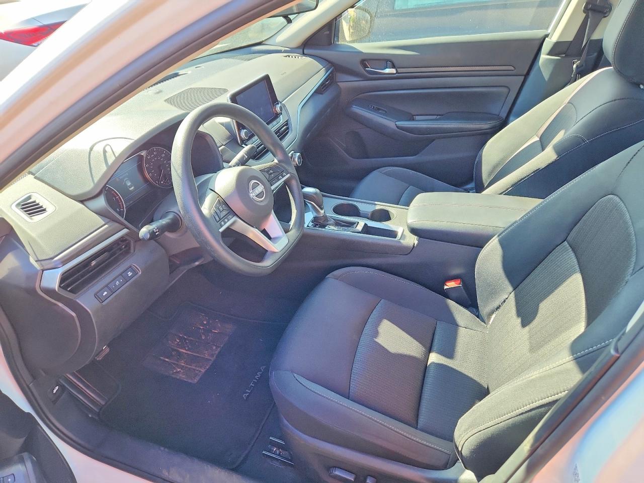 2025 NISSAN ALTIMA 2.5 SV photo 7