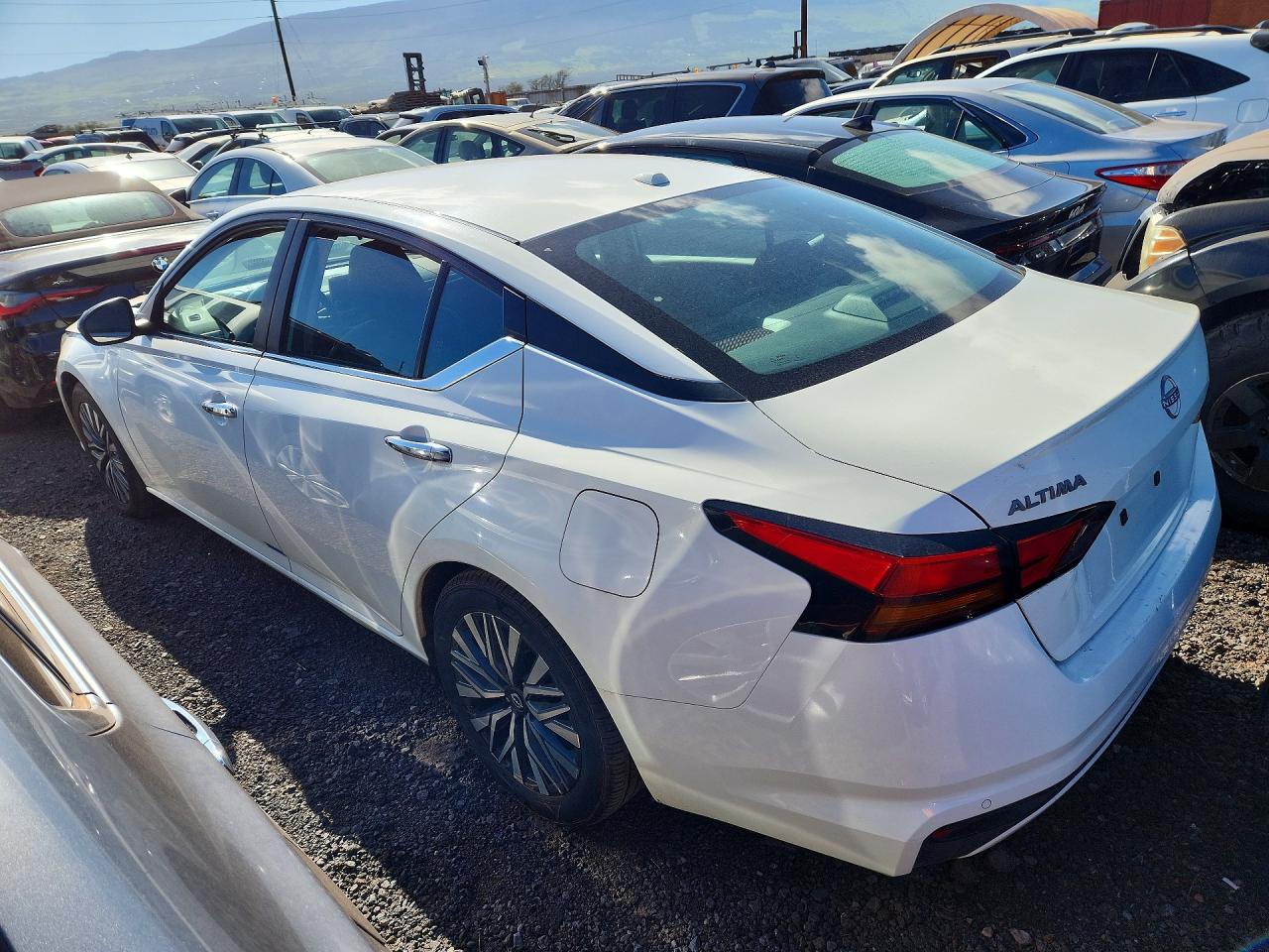 2025 NISSAN ALTIMA 2.5 SV photo 2