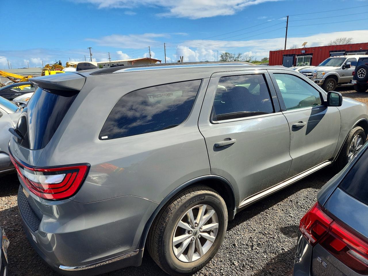 2023 DODGE DURANGO SXT photo 5