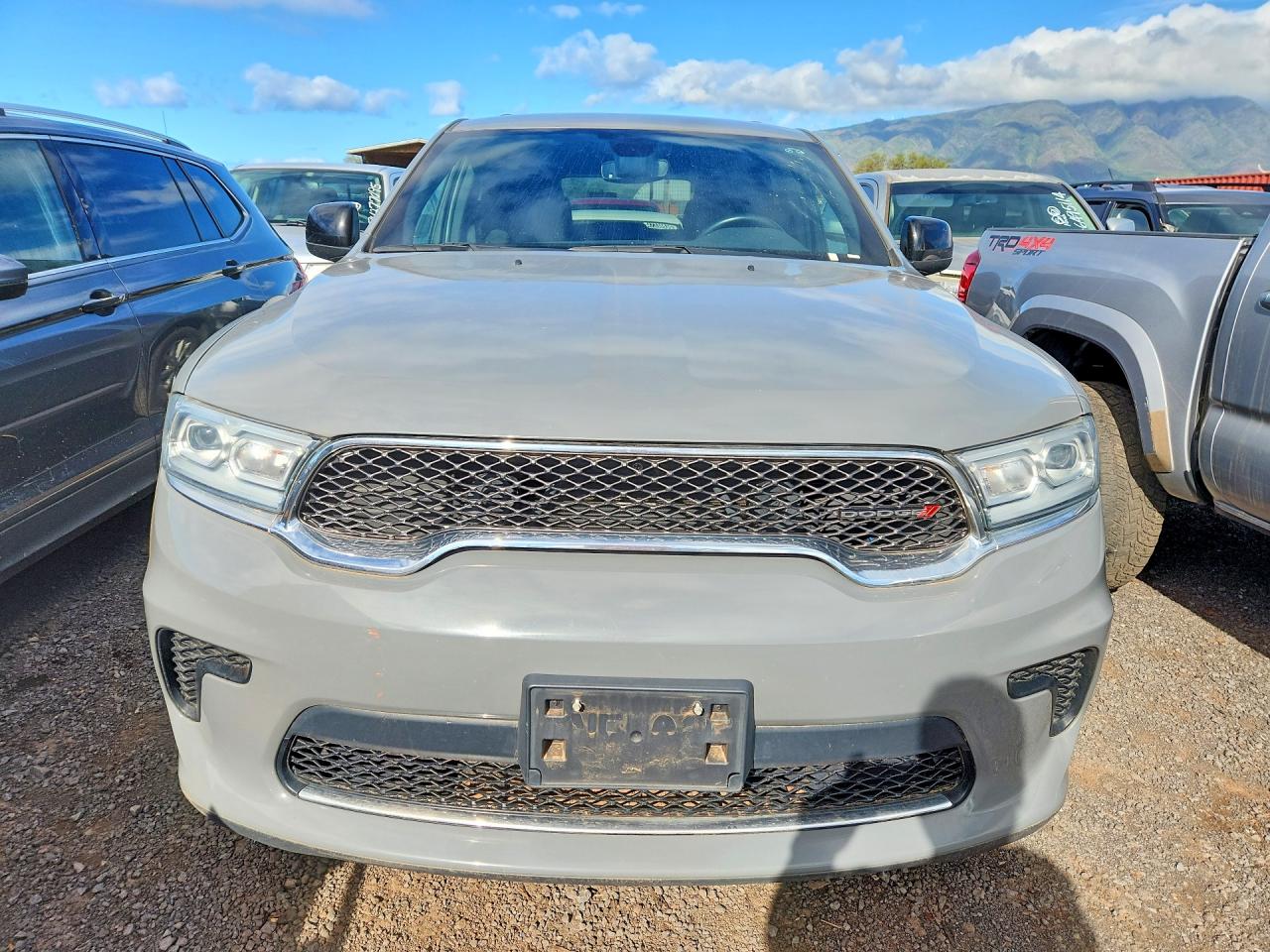 2023 DODGE DURANGO SXT photo 9