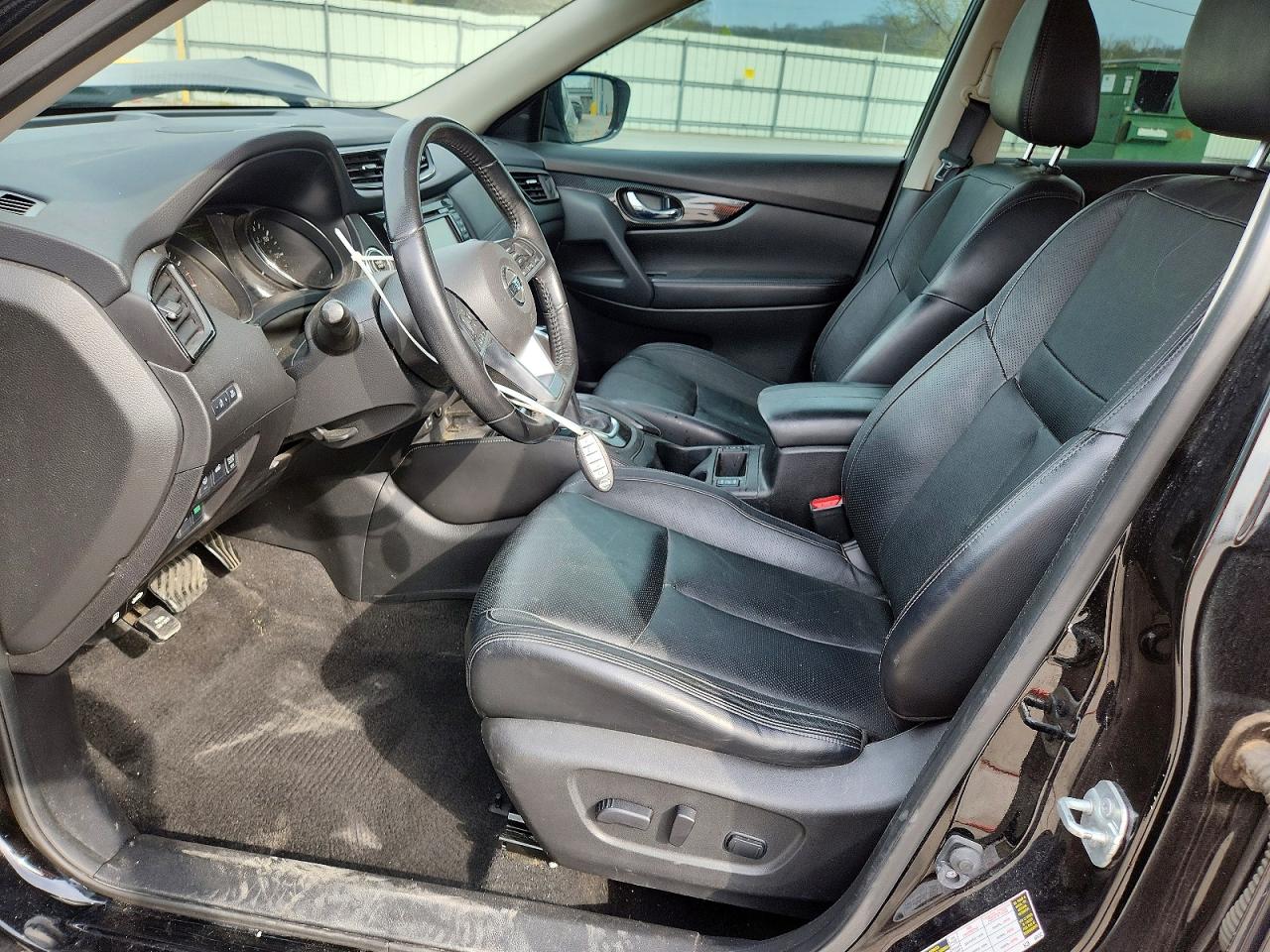 2017 NISSAN ROGUE SL photo 13