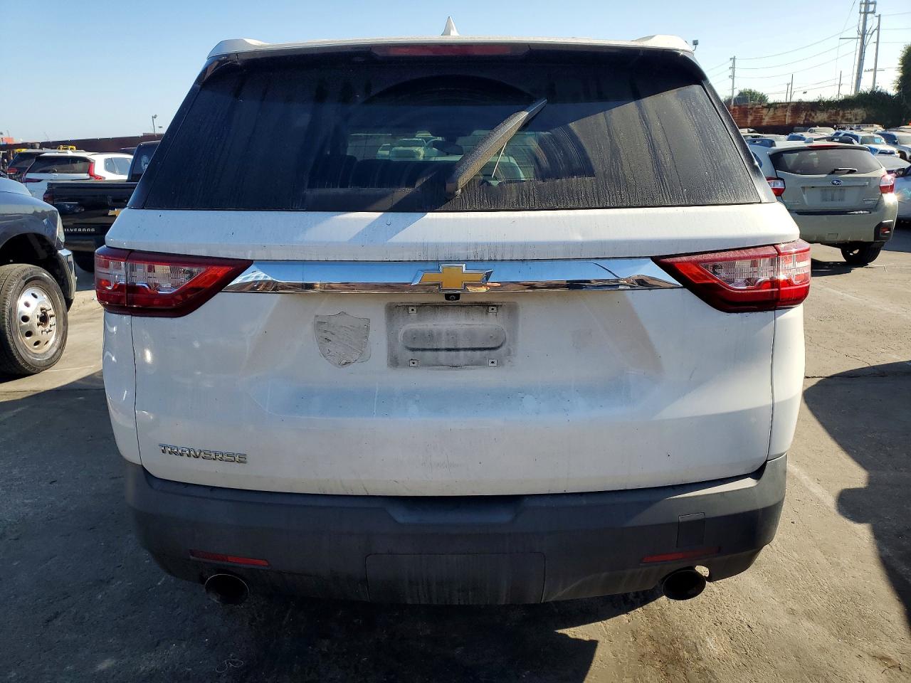 2020 CHEVROLET TRAVERSE LS photo 11