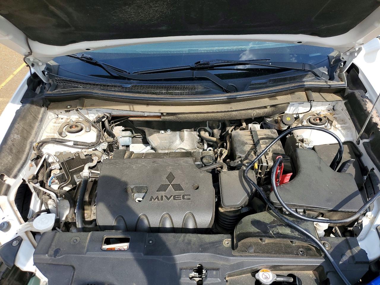 2018 MITSUBISHI OUTLANDER SE photo 31