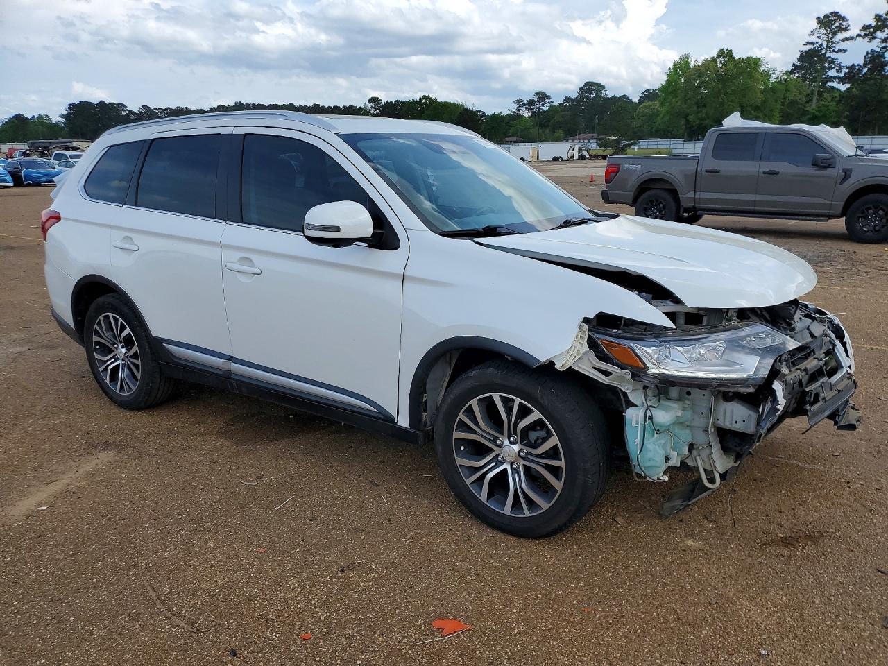 2018 MITSUBISHI OUTLANDER SE photo 10