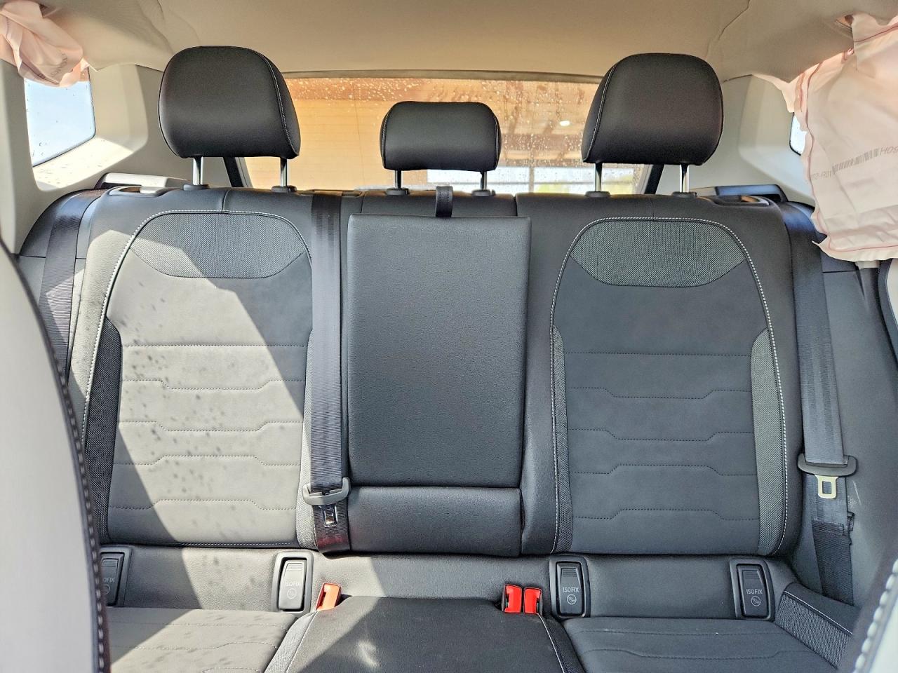 2026 VOLKSWAGEN TAOS SE photo 19
