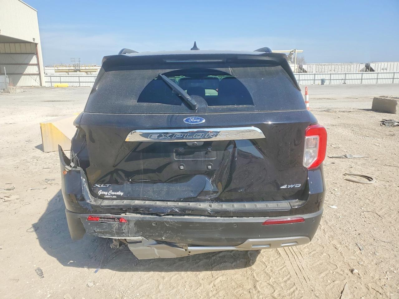 2023 FORD EXPLORER XLT photo 11