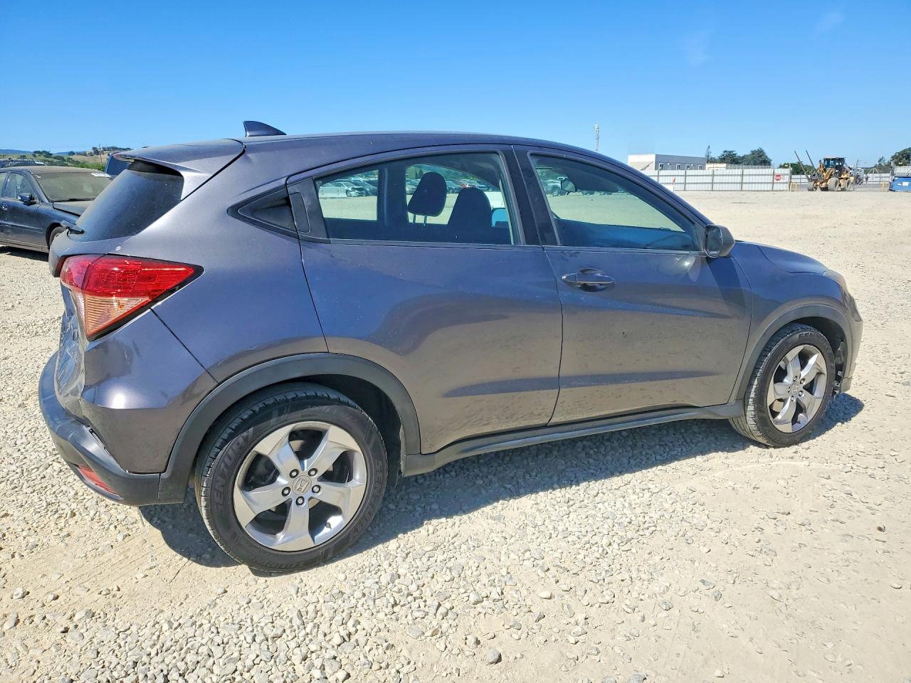 2016 HONDA HR-V LX photo 3