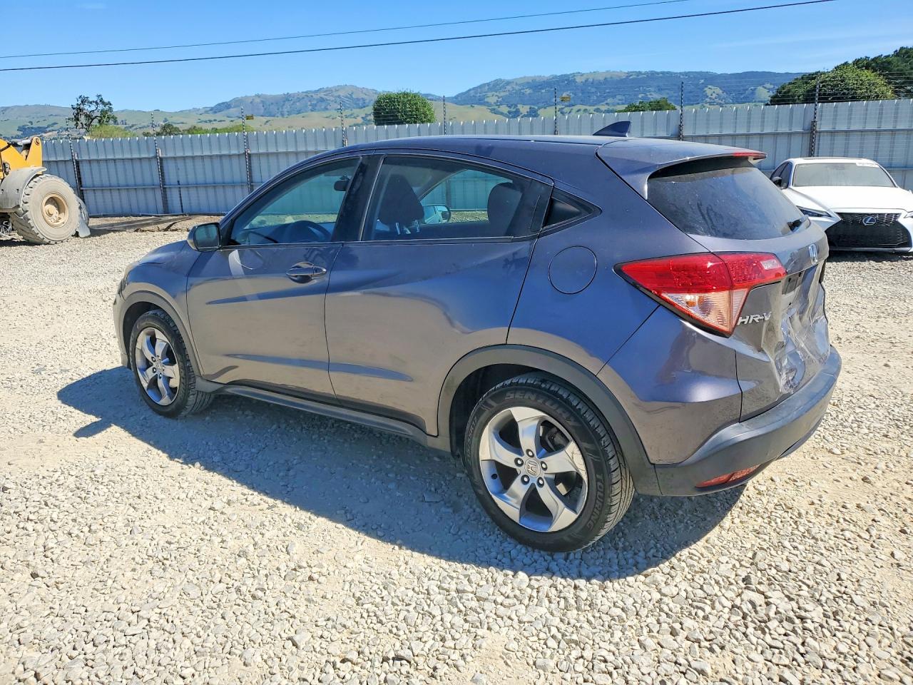 2016 HONDA HR-V LX photo 2
