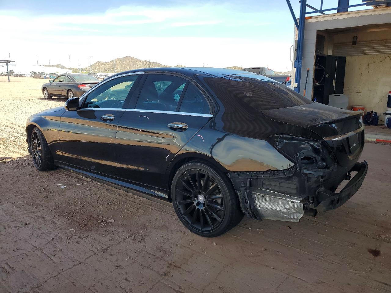 2015 MERCEDES-BENZ C 300 photo 2