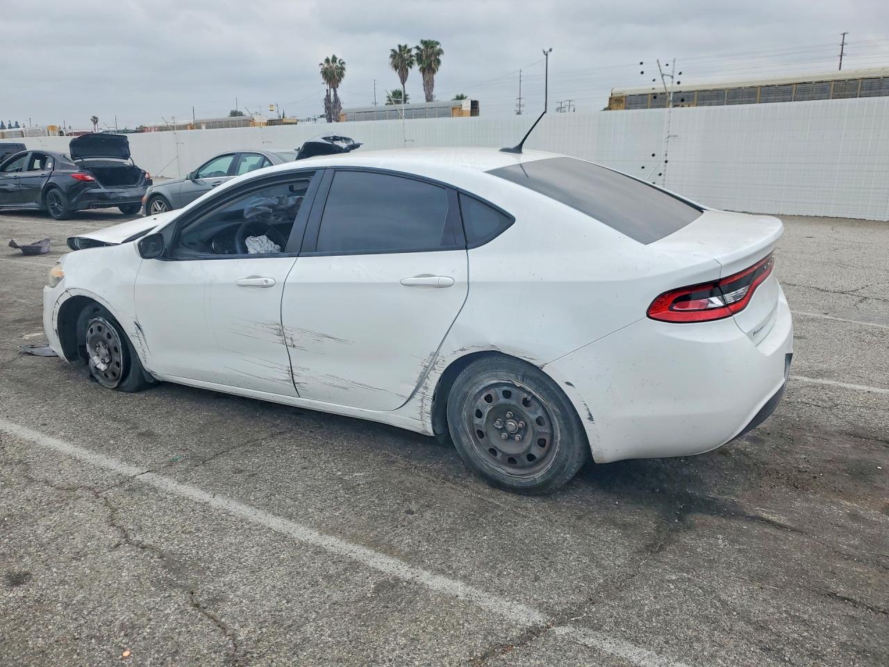2015 DODGE DART SE photo 3