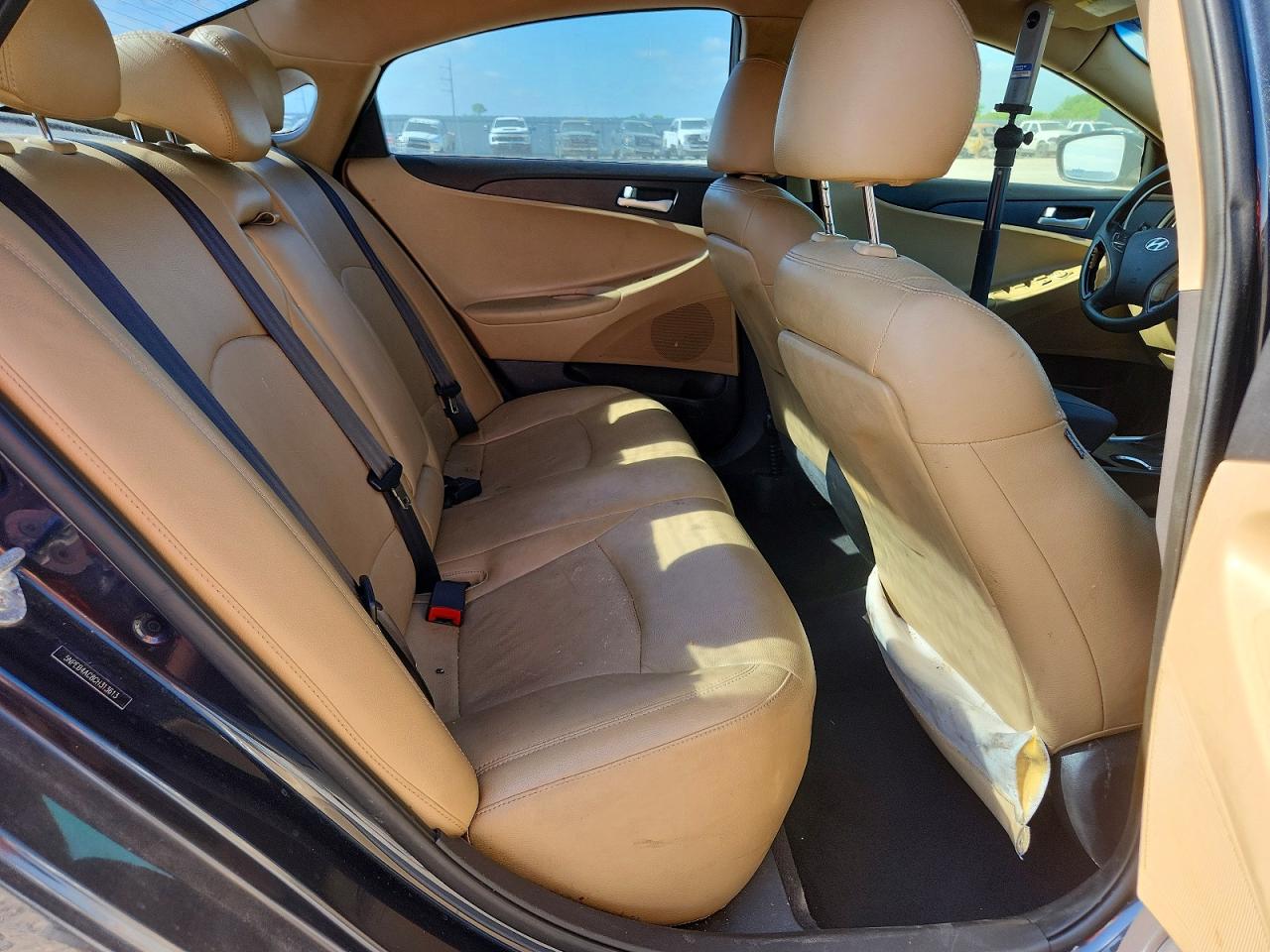 2012 HYUNDAI SONATA GLS photo 19