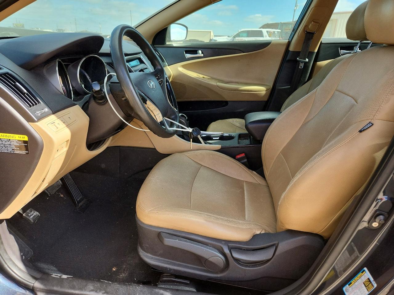 2012 HYUNDAI SONATA GLS photo 13