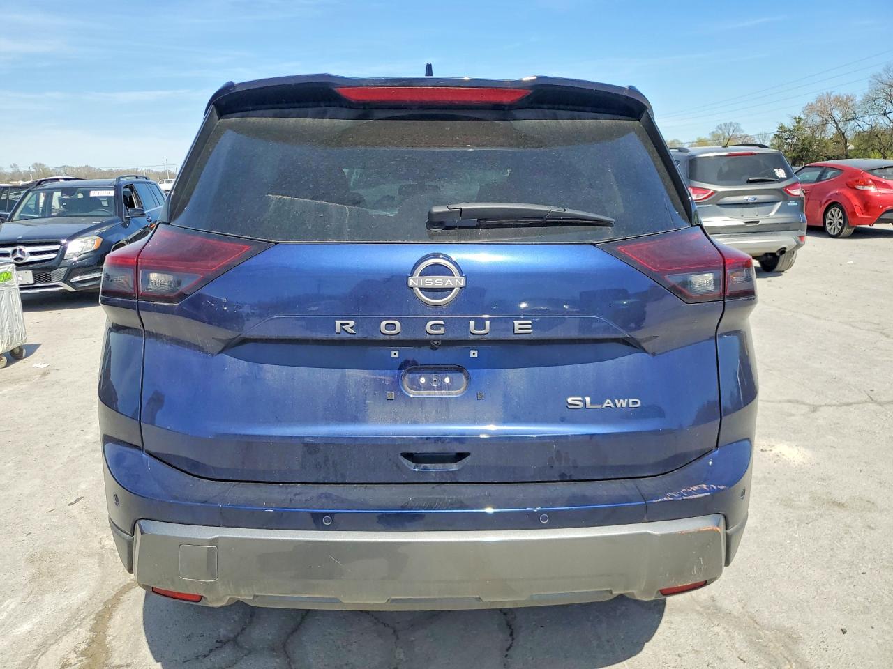 2025 NISSAN ROGUE SL photo 11