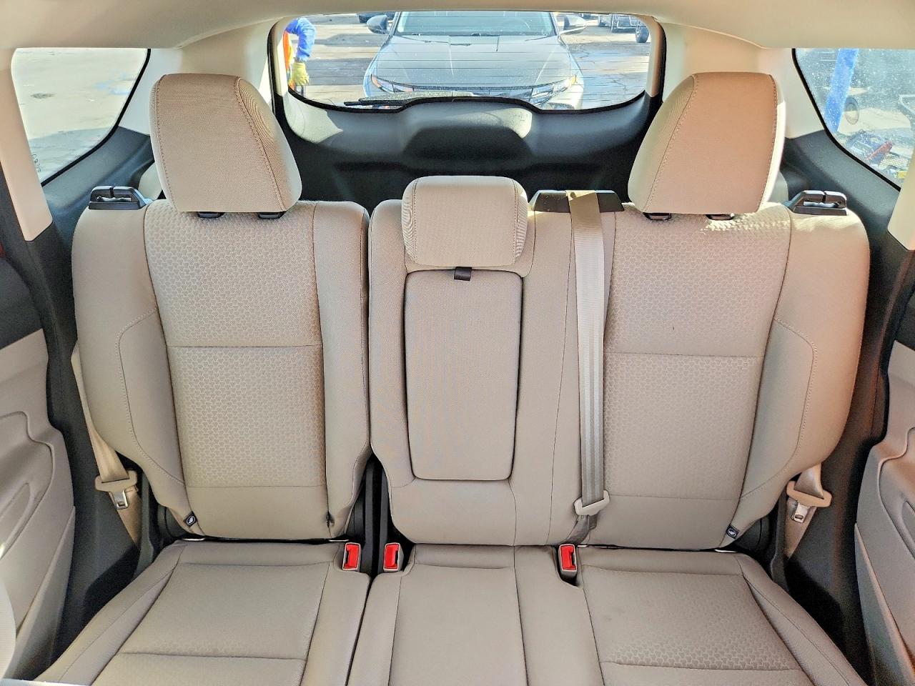 2017 FORD ESCAPE SE photo 19