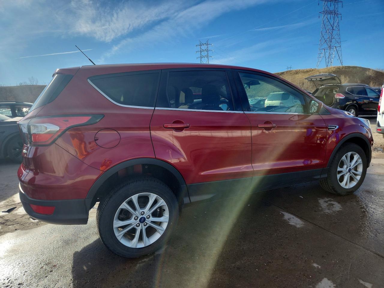 2017 FORD ESCAPE SE photo 5