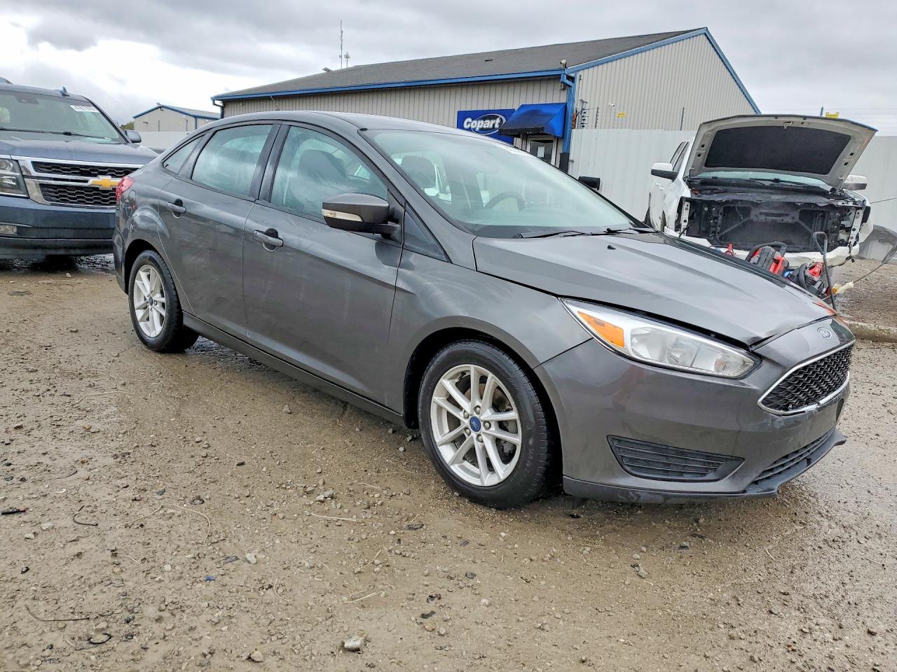2017 FORD FOCUS SE photo 10