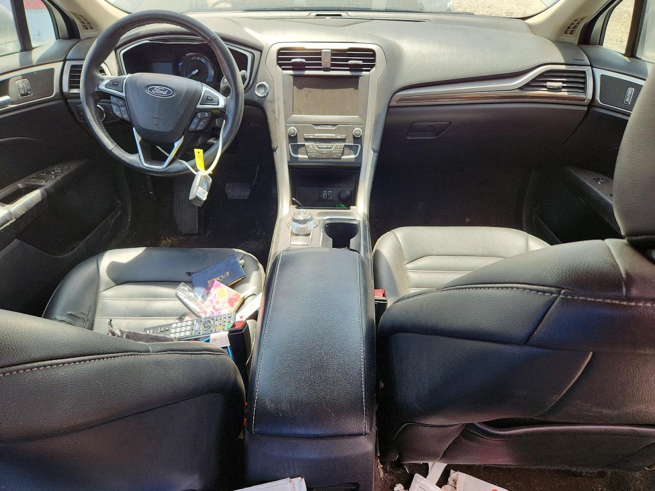 2020 FORD FUSION SEL photo 8