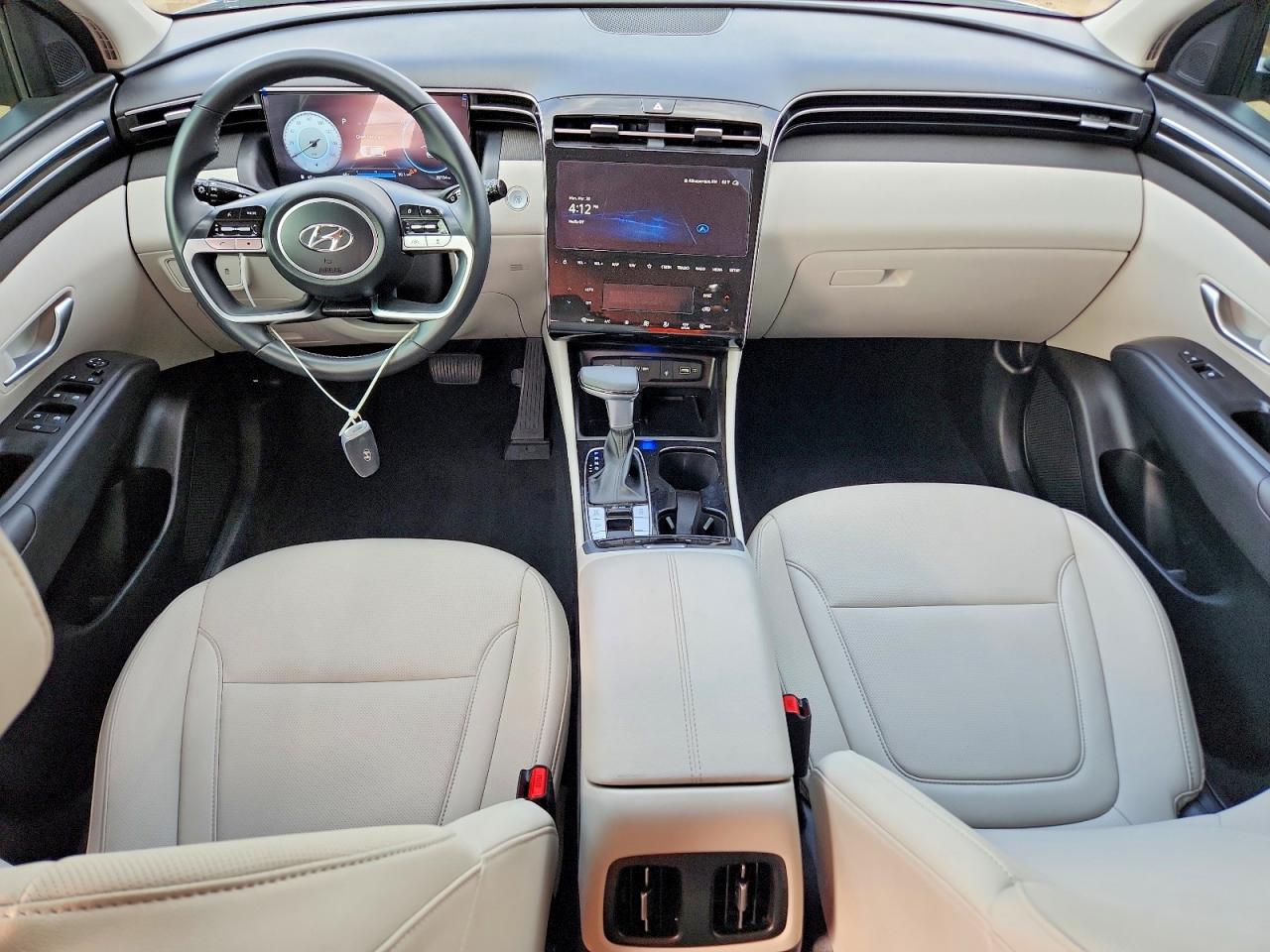 2024 HYUNDAI TUCSON SEL photo 15