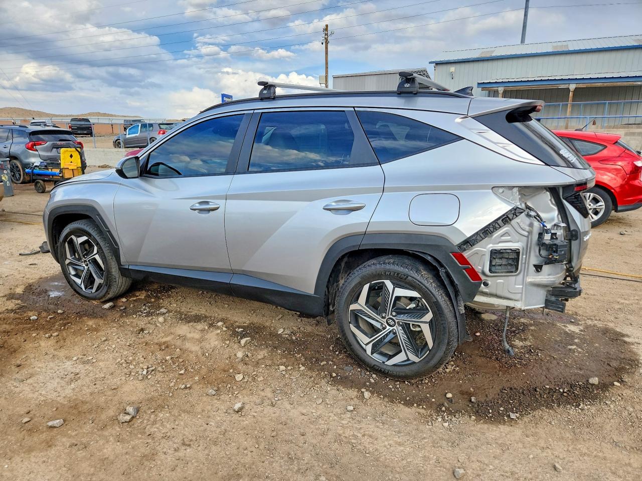 2024 HYUNDAI TUCSON SEL photo 3