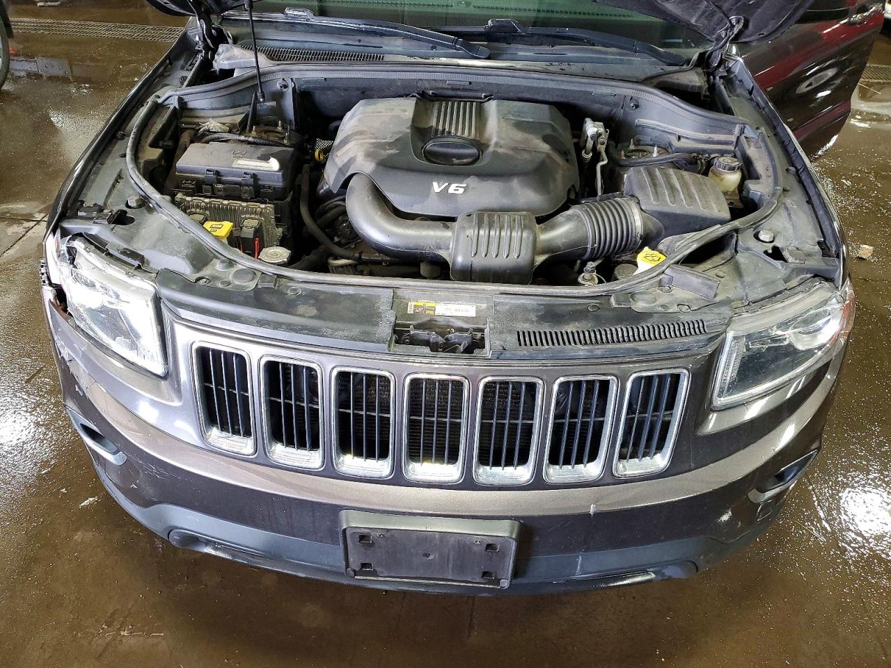 2014 JEEP GRAND CHEROKEE LAREDO photo 12