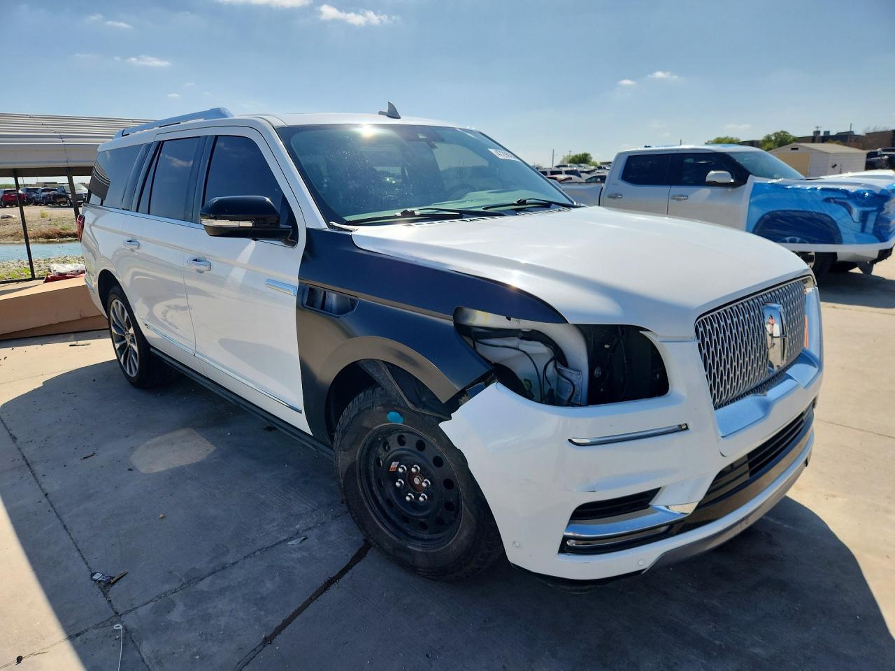 2021 LINCOLN NAVIGATOR L RESERVE photo 4